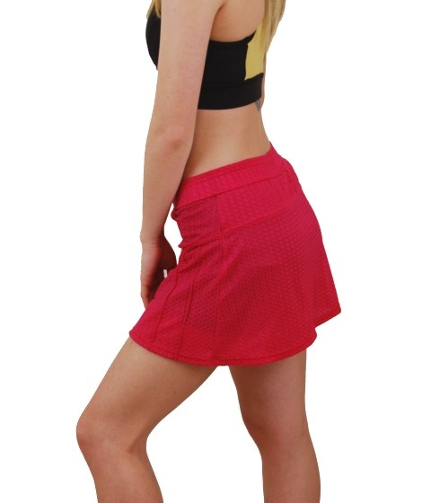The-Skittish-Skirt-1